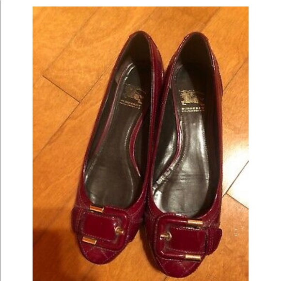 Burberry burgundy patent flats 39 - Picture 3 of 4